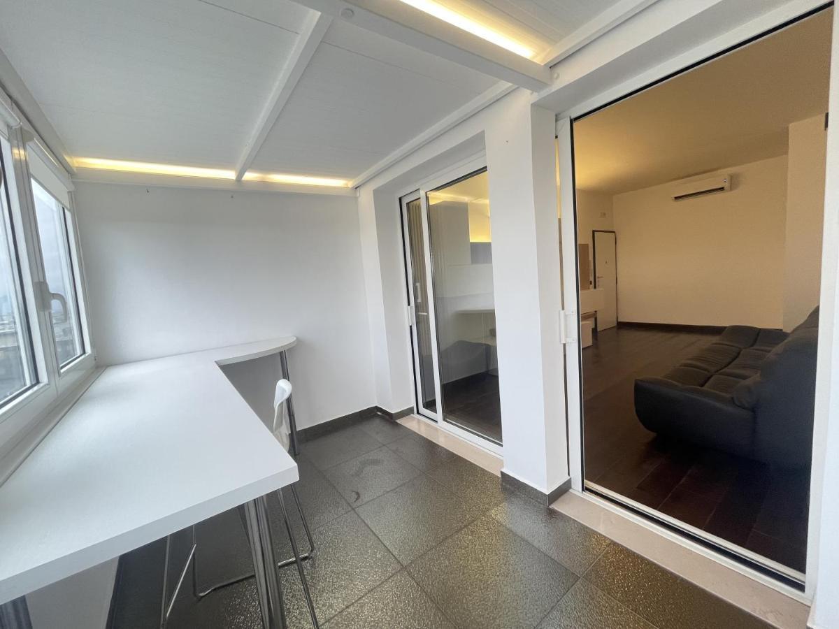 Cconforthotels Appartamento Skyline Барі Екстер'єр фото