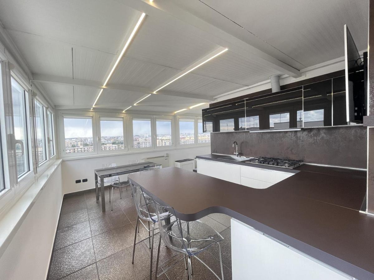Cconforthotels Appartamento Skyline Барі Екстер'єр фото
