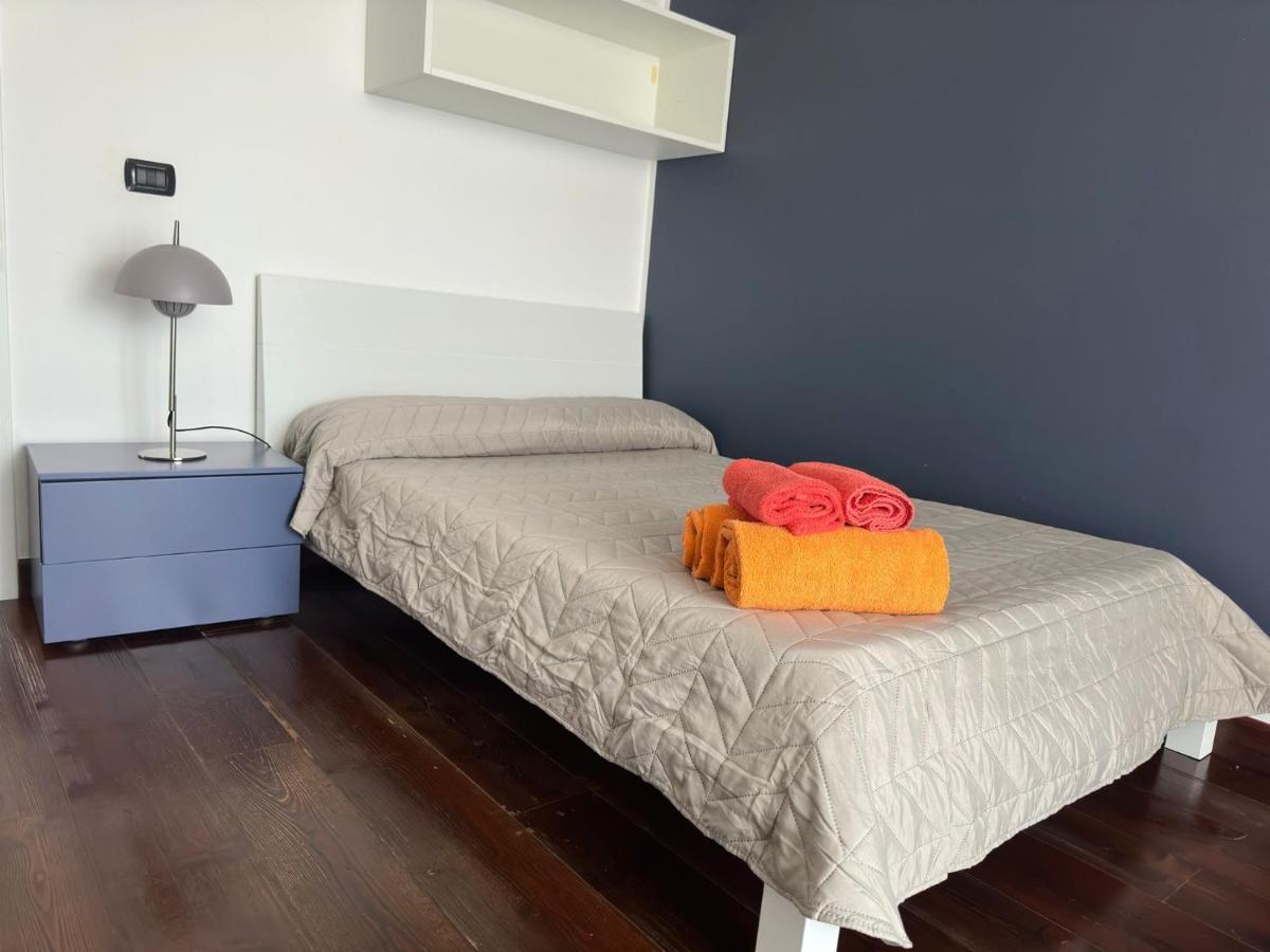 Cconforthotels Appartamento Skyline Барі Екстер'єр фото